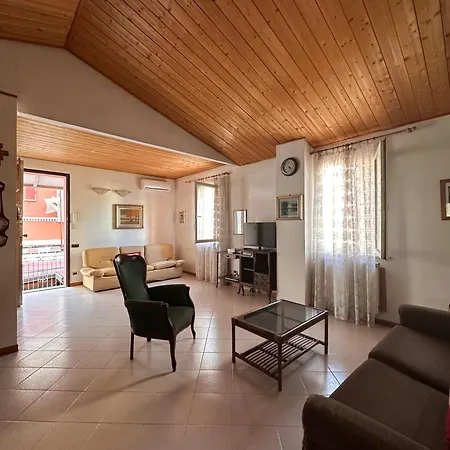 Luminoso Apt In Centro 3 Minuti Dal Mare Con Ac - Il Lupo Affitta Apartamento *