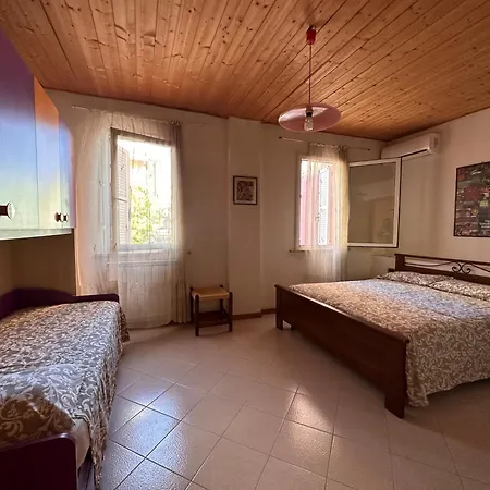 Luminoso Apt In Centro 3 Minuti Dal Mare Con Ac - Il Lupo Affitta 卡托利卡